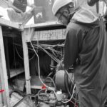 Dégraissage des surfaces d’une cale moteur après une avarie